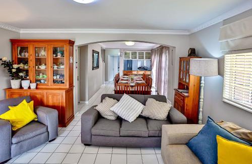 Westbrook Apartment | Cockleshell 6