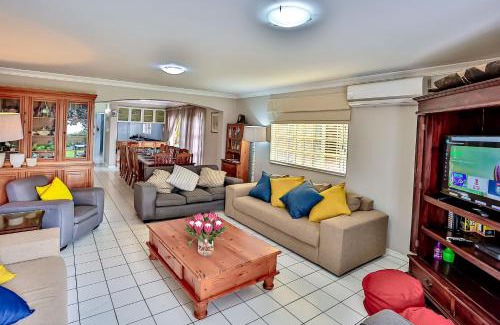Westbrook Apartment | Cockleshell 6
