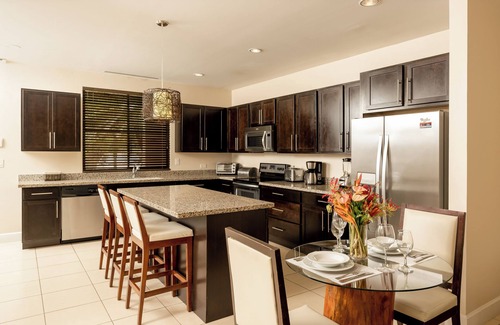 Coco Apartment | Coco Breeze Private Residence