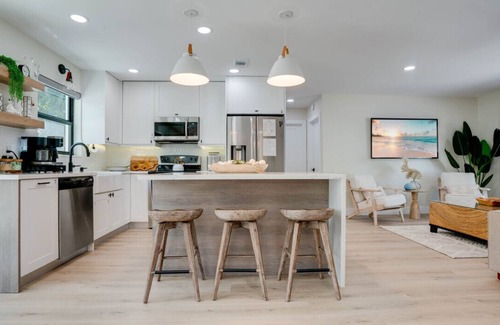 Deerfield Beach House | Coco Loco Oasis: Boho-Luxe Escape with Saltwater Pool Near Deerfield Beach!