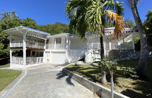 Rifflet Apartment | Coco-mango Apt. B, Studio Cosy, vue mer à 250 m de la Plage de la Perle
