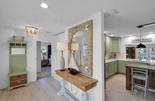 North Naples House | Coco River House~4 Bedroom/2 Bath on Canal w/Gulf Access in Naples,FL!