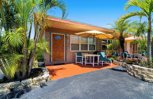 Cocoa Beach Apartment | Coco Sands Studio Unit 1