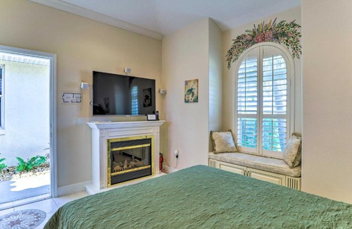 Cocoa Isles Country Club House | Cocoa Beach Studio about 2 Mi to the Sandy Shore!