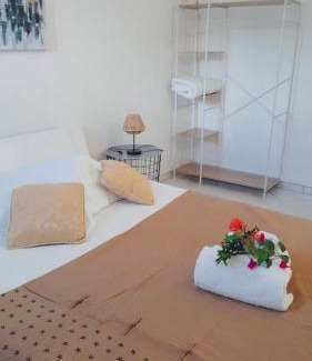 Douville House | Coconing logements studios et maisons