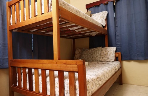 San Ignacio House | Coconut Alley @ 21, 18th Street, San Ignacio, Belize, Quiet and Safe