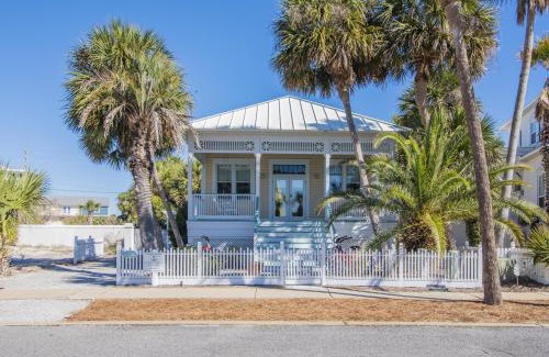 Holiday Isle House | Coconut Cottage At Destin Pointe Resort