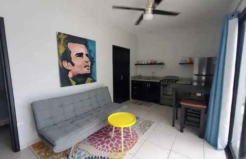 Samara House | Coconut Life Cabinas "Rockford"- New and Modern