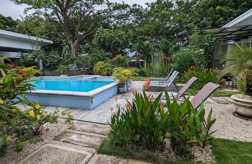 Samara House | Coconut Life Cabinas "Rockford"- New and Modern