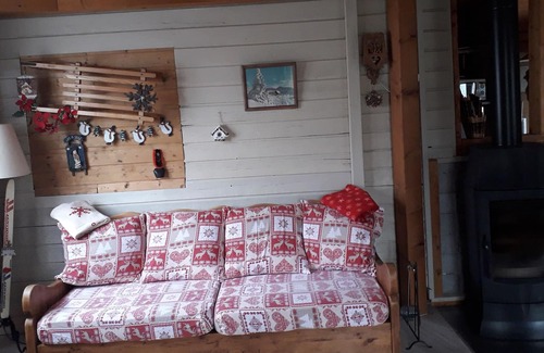 Bellefontaine Ski Chalet | Cocoon chalet 10 minutes from its resort / lakes / natural sites / wifi included