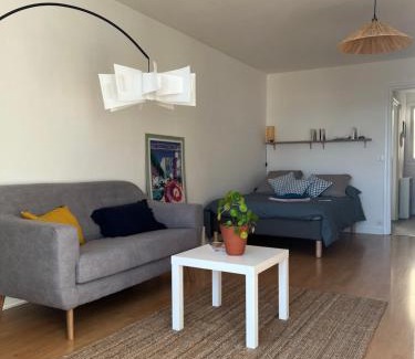 Concarneau Apartment | Cocooning studio with sea view