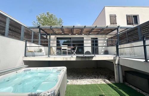 Le Grau-Du-Roi Villa | Cocooning villa with jacuzzi