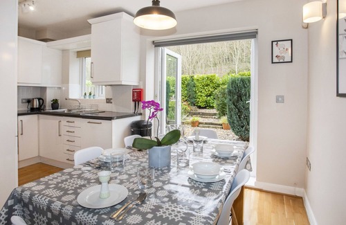 Conwy Cottage | COED Y FELIN, pet friendly, with a garden in Conwy
