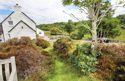 Appin Cottage | Coelard Farmhouse - USJ