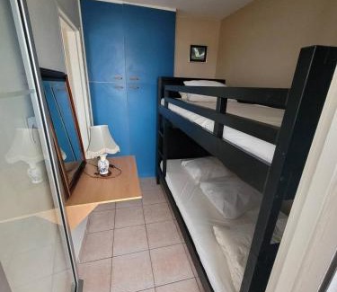 La Grande-Motte Apartment | Coeur de ville Appartement studio cabine pour 4 personnes N19