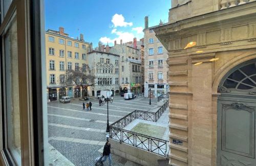 Old Lyon House | Coeur Vieux Lyon, 60 M2 lumineux tout confort