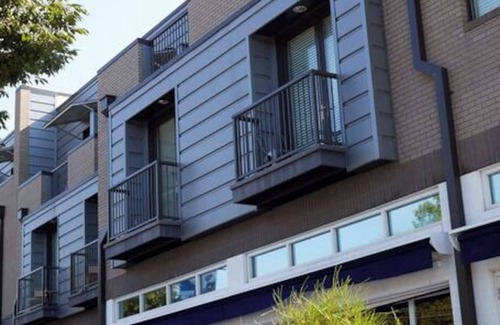 12 South Apartment | Coffee Shops, Restaurants, Bars, Salons and Boutiques, just steps away.