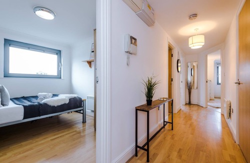 Edgbaston Apartment | Cohost Partners - Elegant Escape Broadway