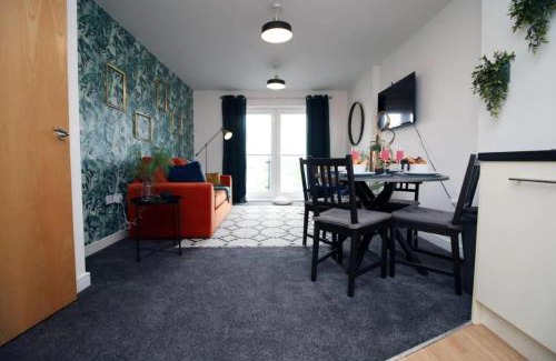 Butetown Apartment | Cohost Partners | Free Parking | 2BR | Smart TV