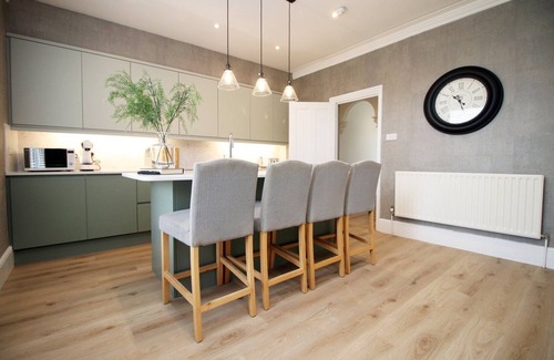 Bath House | Cohost Partners Spacious Family Retreat in Bath