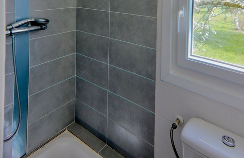 Saint-Martin-d'Heres Apartment | Coin de Paradis Grenoble. Animaux de Compagnie Acceptés !