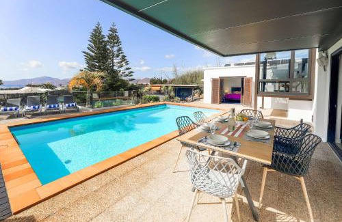 Los Mojones Villa | Cois Farraige