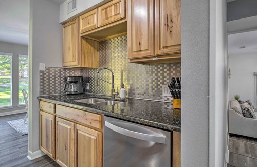 Cape Royale Cottage | Coldspring Cottage < 1 Mi to Lake Livingston!