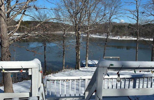 Clarksville House | Coleman 202 RD travel trailer. Located on the owner's lakefront property!