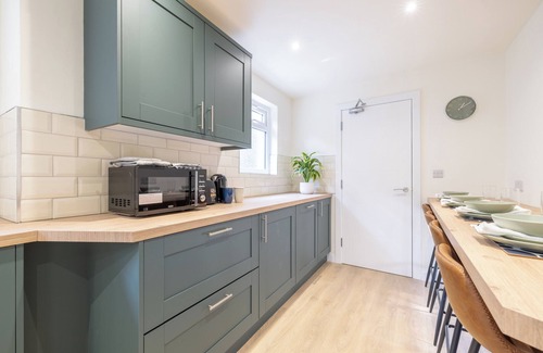 Coleraine Apartment | Coleraine, Northern Ireland - River Bann Rooms (Room 2)