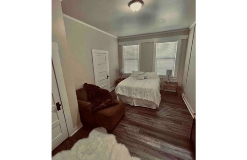Colfax House | Colfax Bungalow❤️ 3 miles from Rollins lake🎣