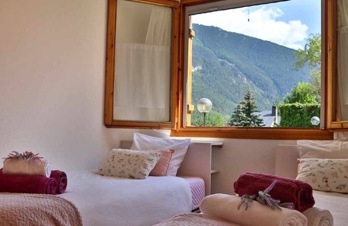 Canfranc-Estacion Apartment | "collarada" - Avairent