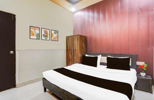 Faridabad Hotel | Collection O Badkhal Lake Lake View