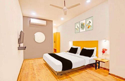 Mohangarh Hotel | Collection O Mukut Bazar