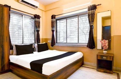 New Town Hotel | Collection O Rajarhat Near NKDA Stadium