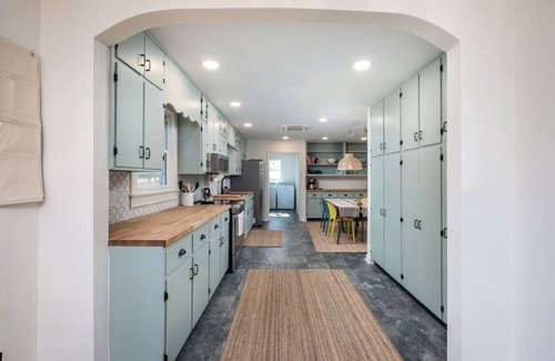 Brevard Cottage | Collegeside Cottage/Downtown Franklin Park/Brevard College 3Bd Pets ok