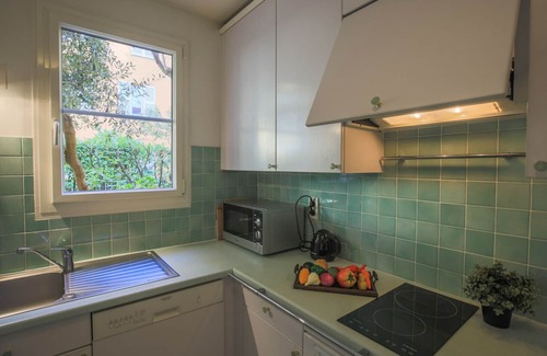 Old Town Apartment | COLLINE DU CHATEAU AP4077 by RIVIERA HOLIDAY HOMES