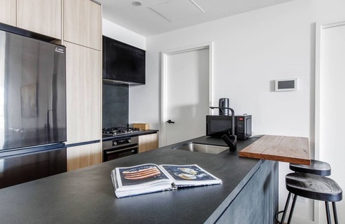 Collingwood Apartment | Collingwood Zest Experience the Spirit of Smith St