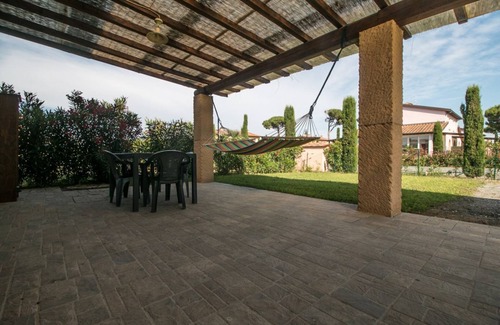 Cecina Apartment | Colombaia, one-bedroom terraced house PLUS