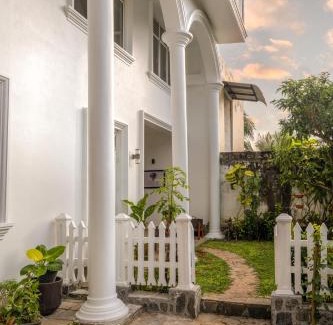 Malabe House | COLOMBO Eco Lodge & Wellness Centre