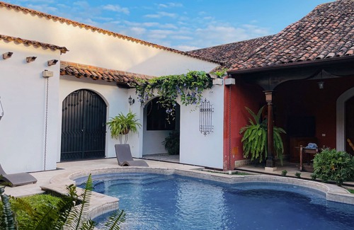 Granada House | 'Colonial House'