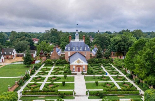 Williamsburg House | Colonial Williamsburg Two Bedroom Standalone House