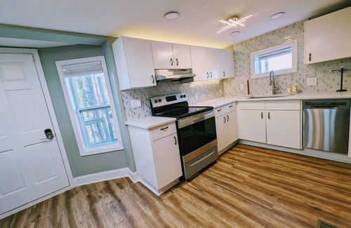 Marietta House | Colony Home for Family Groups - Patio, Workspace