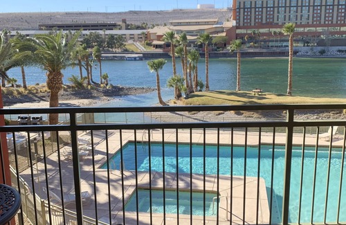 Bullhead City Condo | Colorado Riverfront Rental