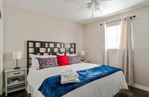 Paso Robles Apartment | Colorful Artist's Bungalow Walk Downtown Paso