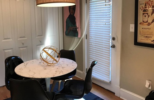 College Park House | Colorful Gem near ATL Airport, MARTA and Downtown Atlanta