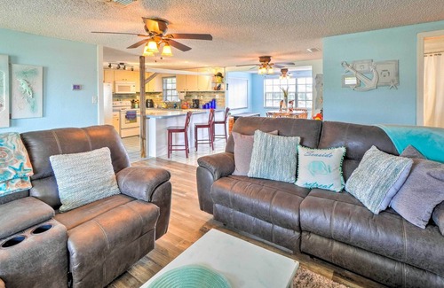 Sea Ranch House | Colorful Hudson Home on Canal w/ Boat Dock!