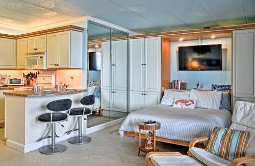 Northeast Virginia Beach Apartment | Colorful Virginia Beach Studio - Steps to Beach!