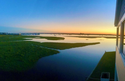 Hampton House | Colt Beach House - Hampton Beach, NH
