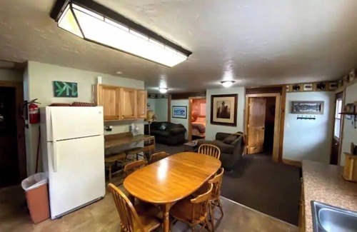 Cooke City-Silver Gate House | Colter's Cabin Yellowstone Getaway, Cooke City, MT