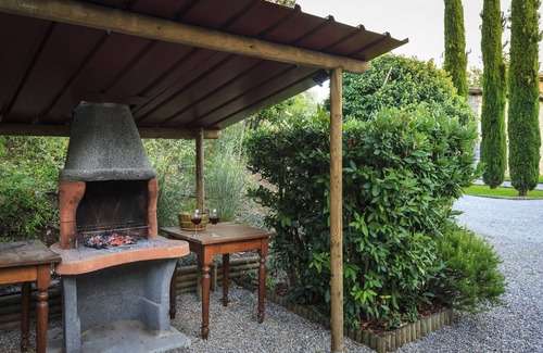 Neri Villa | Colto Dei Pallanti - Three Bedroom Villa, Sleeps 6